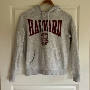 Hoodie från HM, stl S - Använt skick utan synliga fläckar. 