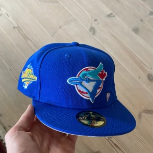 New Era Keps - Toronto Blie Rays keps från New Era Helt ny Aldrig använd 10/10 Blå One size Original pris 599