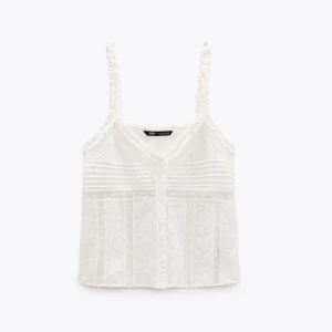 Linne - Säljer mitt zara linne då de inte kommer till användning💗 banden är lite uppsydda men går enkelt att sprätta upp!