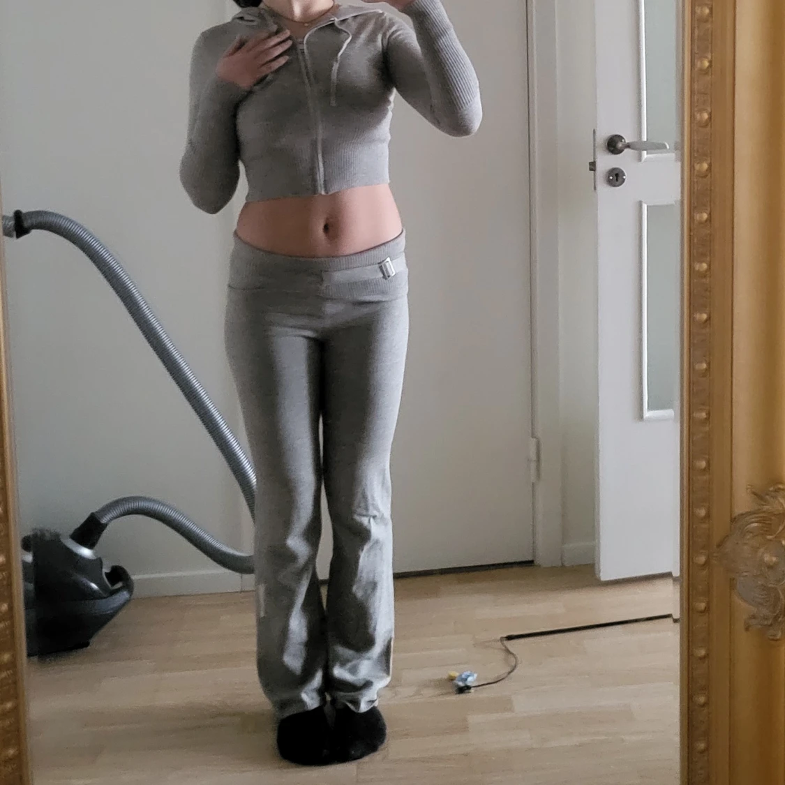 Stickat lågmidjat yoga set