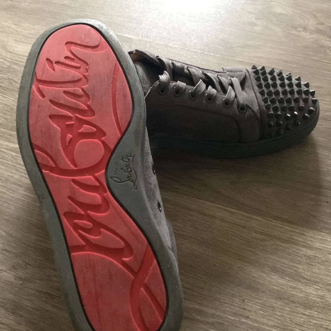 Christian Louboutin  - 91