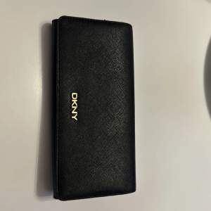 DKNY plånbok
