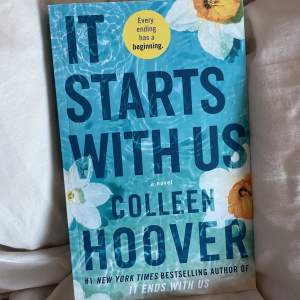 Bok på engelska av Colleen Hoover, läst en gång men är i nyskick 