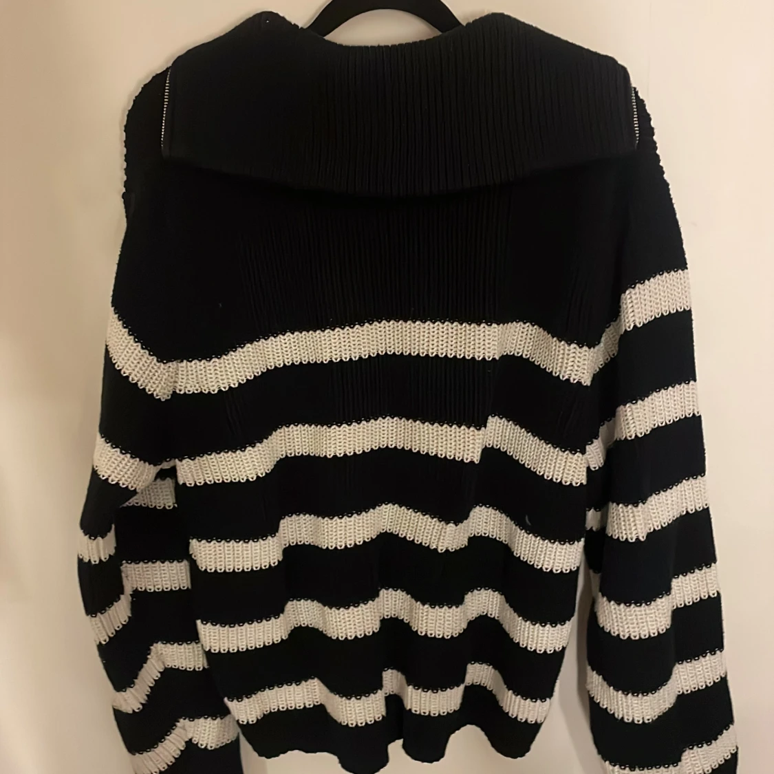 Stickad tröja  - 90