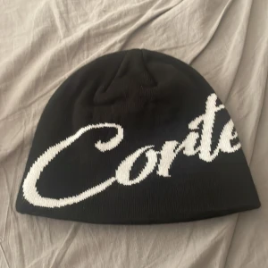 Cortiez mössa - Säljer för jag it har nän använding av den