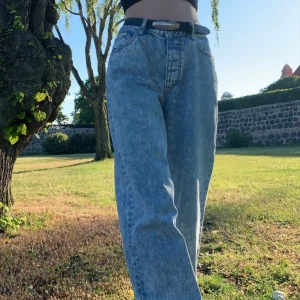 Eytys jeans - Eytys jeans i storlek 36/S. Unisex. Sparsamt använda så i toppskick.  900kr + eventuell frakt. Finns i Kalmar