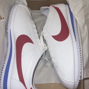 nike classic cortez - Helt oanvända 
