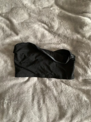 Tub topp svart - Perfekt för sommaren!