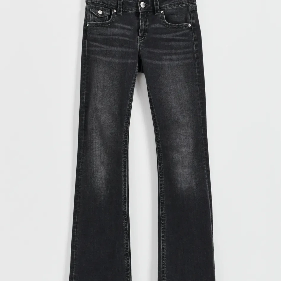 Mörka jeans Gina tricot