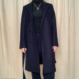 Kappa - Ull + Kashmir kappa från Filippa K i nyskick ✨ jag är 165