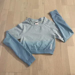 Gymshark tröja  - Långärmad Gymshark tröja i storlek S. Använd fåtal gånger och bra skick.