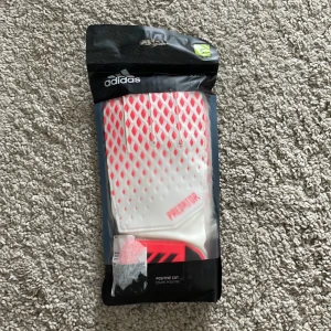 Fotbollshandskar - Oöppnad förpackning