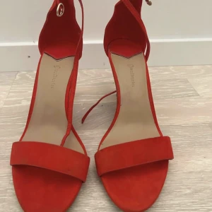 Stradivarius velvet heels - I used few times also good condition 
