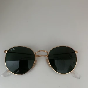 Rayban - Nästintill oanvända, superfina rayban. 