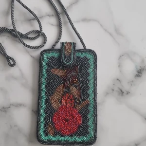 Mobilväska - En liten handgjord mobilväska från zanzlöza.