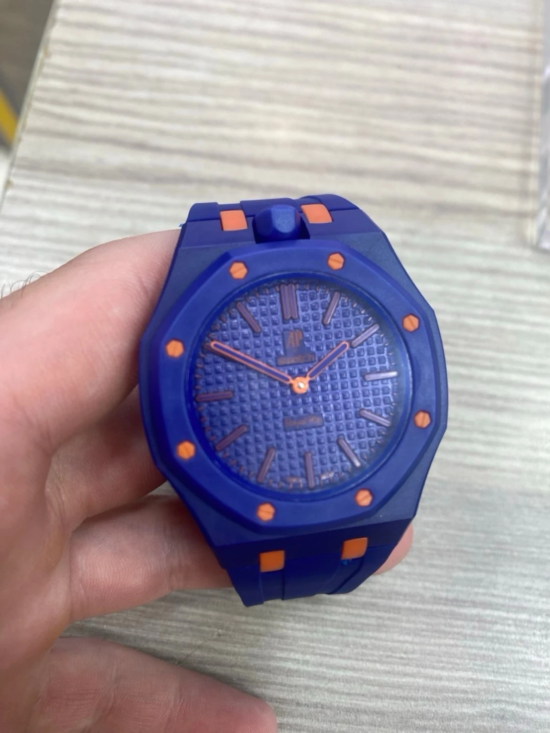  Swatch Royal Pop klockor - 1