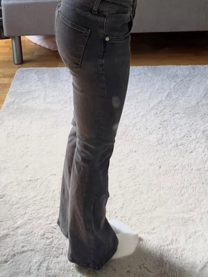 Lågmidjade jeans - Svarta lågmidjade Jeans
