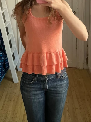 Korallrosa topp - Korallrosa topp från primark. Nyskick 