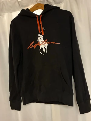 Ralph Lauren hoodie - Unik ralph lauren hoodie. Storlek M.