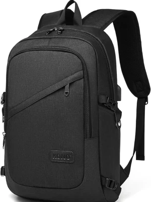 Laptop backpack with  USB Port - Snygg svart ryggsäck från KONO med flera fack och dragkedjor. Tillverkad i slitstarkt tygmaterial och har justerbara axelband samt praktiska sidospännen. Perfekt för skola, träning eller utflykter. Enkel och stilren design med logotyp framtill.