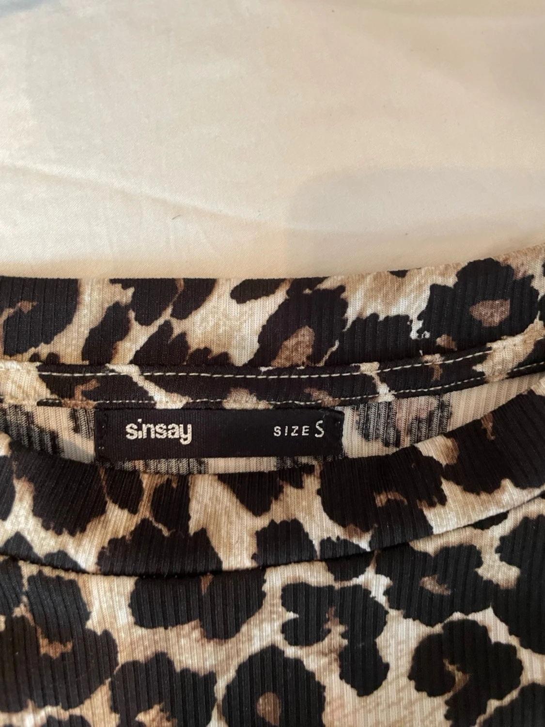 Leopardmönstrad långärmad topp - 3