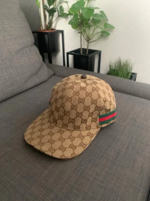 Hm keps - Väldigt fin