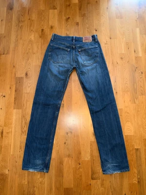 Levis 501  - Frågor bara att skriva!