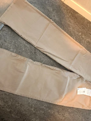 Nelly jeans helt nya  - Helt nya Nelly jeans 