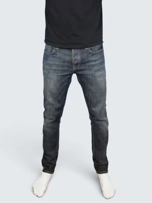 Nudie jeans grim tim - Storlek: W32(40cm) L(101cm) || Skick: Mycket bra|| Nypris: Ca 2000kr || Följ för liknande produkter 🌊🍾