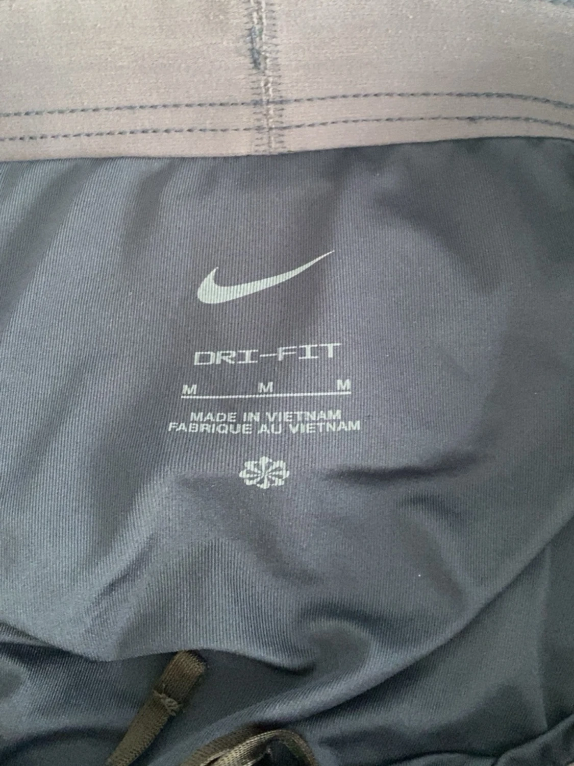 Mörkblå träningsshorts från Nike - 2