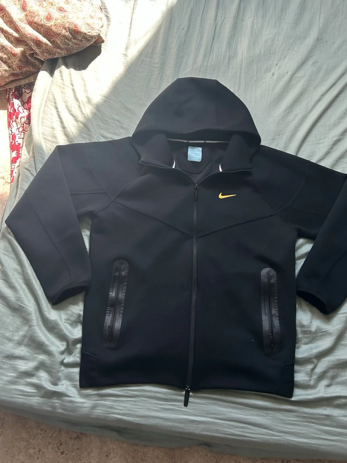 Svart Nike hoodie med dragkedja - 1