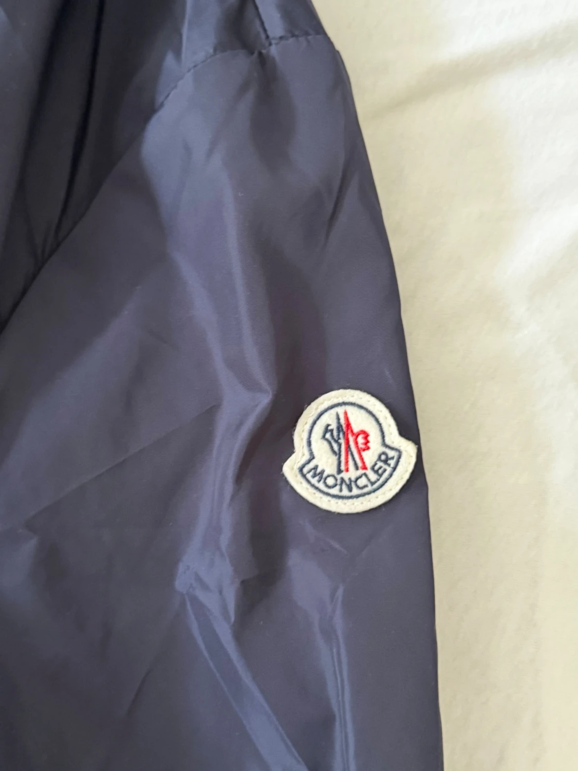 Mörkblå vindjacka från Moncler - 1