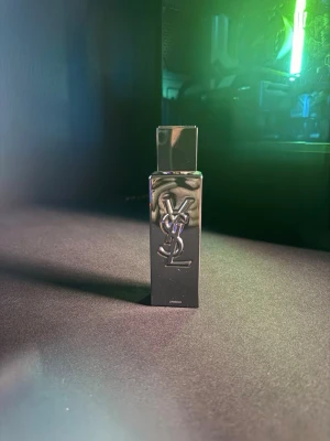 YSL myself absolu - Säljer mina parfymer för att köpa lyxigare