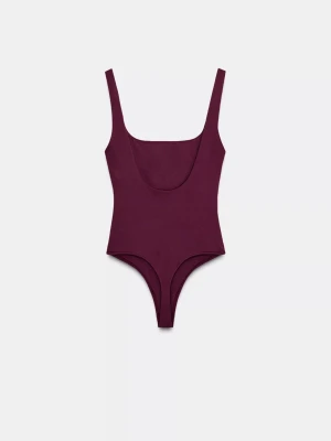 Body - Fin vinröd body från zara, använd en gång❤️