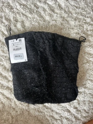 Topp - Fin glittrig festtopp från zara, helt oanvänd ❤️