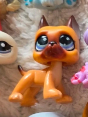 Littlest pet shop - Littlest pet shop Authentic hund #244. Skriv till mig privat för fler bilder. Skick som på bilden. Kolla gärna in min profil för bundle😊💕