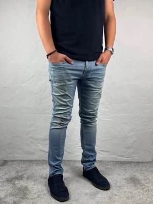 Replay jeans  - Ett par riktigt snygga jeans från Replay i storlek W31 L32 i modellen Anbbas
