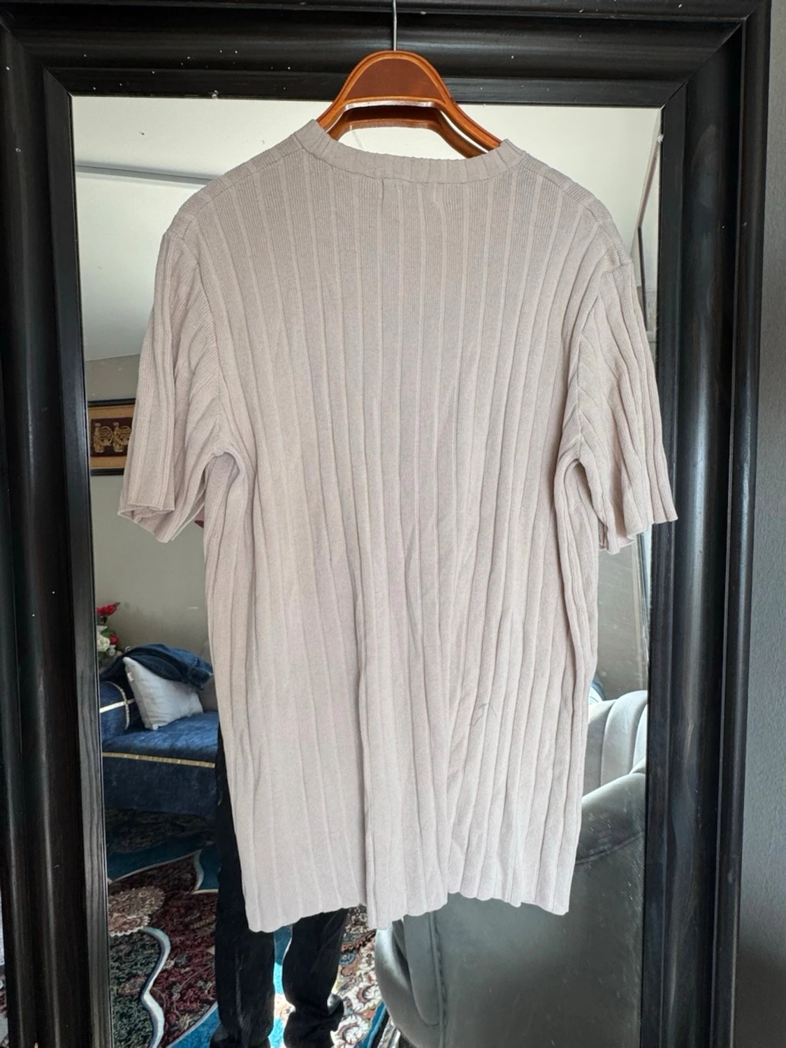 Beige ribbad topp med kort ärm - 1