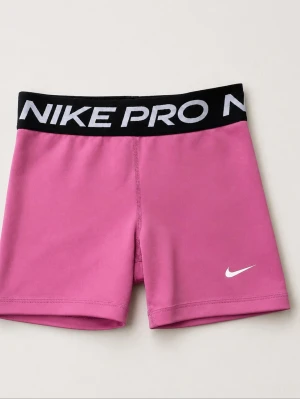Rosa Nike pro  - Rosa Nike pro shorts från nike