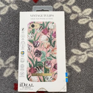 Ideal of sweden skal  - Ett mobilskal från ideal of sweden. Säljer den för att har skaffat en annan telefon. Skalet passar till IPhone 8/7/6/6s
