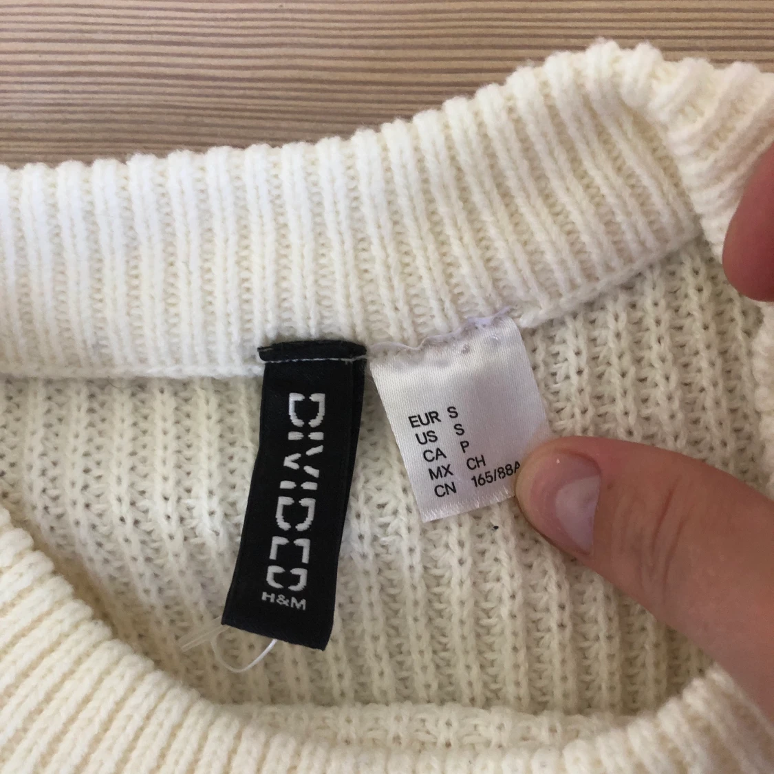 Stickad tröja - 91