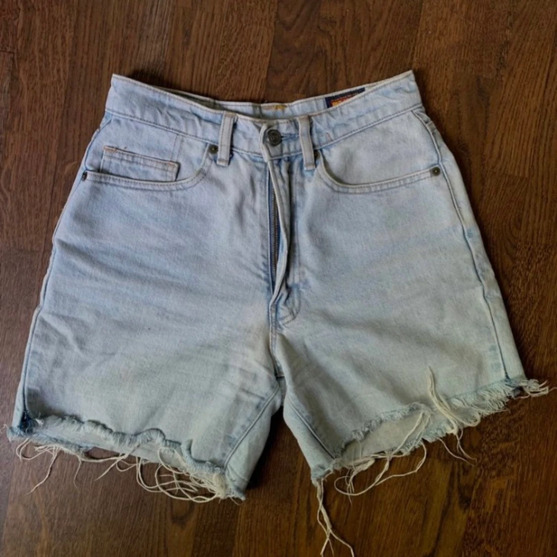 Shorts W27