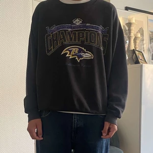 Vintage sweatshirt  - Säljer denna vintage sweatshirt jag köpt tidigare på plick. Skriv vid intresse, jag står ej för frakt 😊