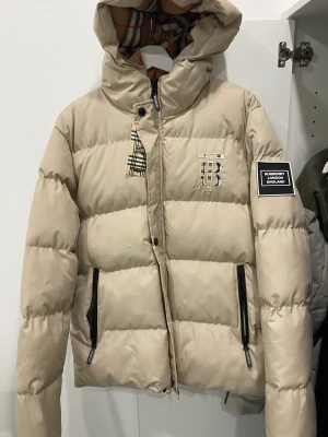 Burberry jacka  - 1/1