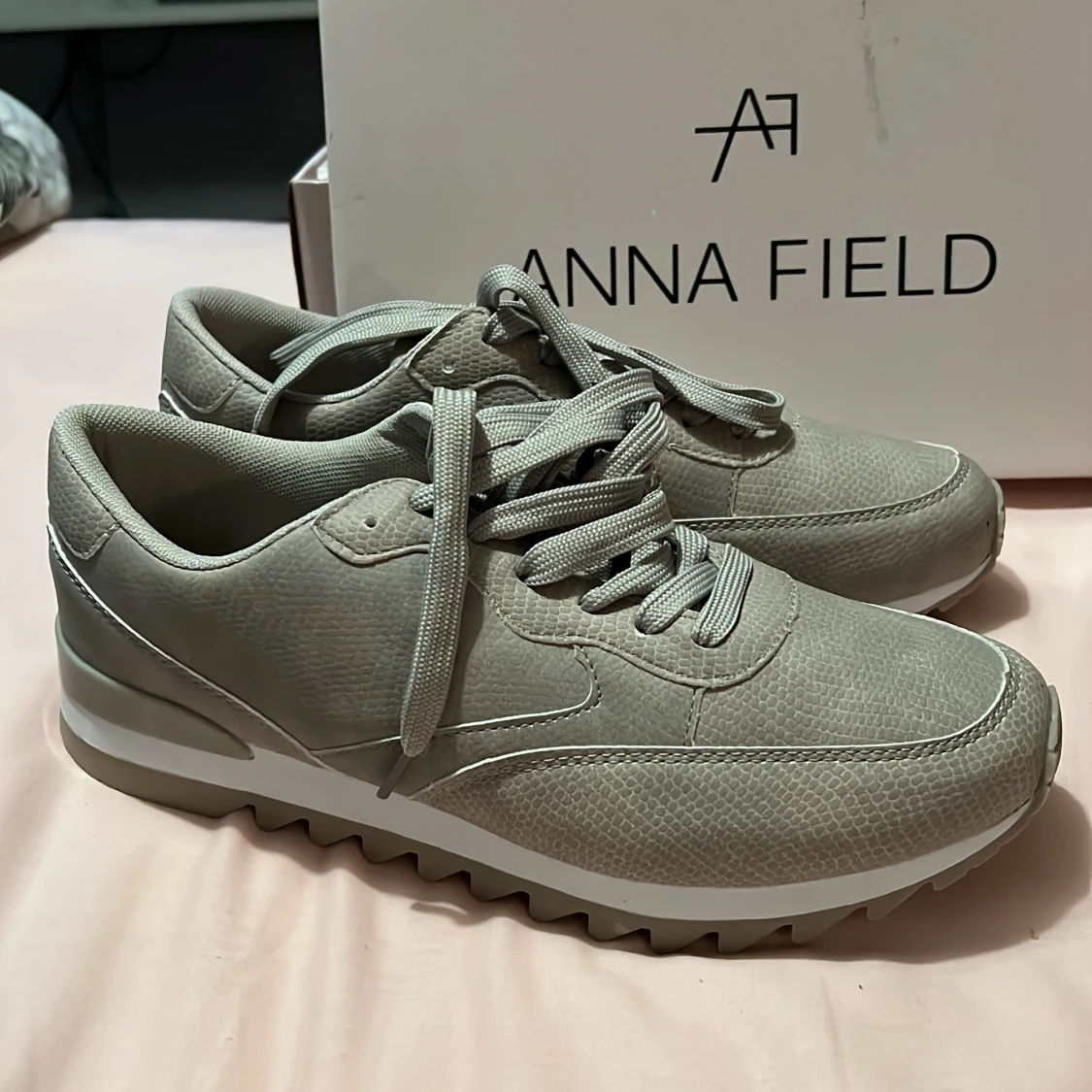 Anna field skor stl 41 