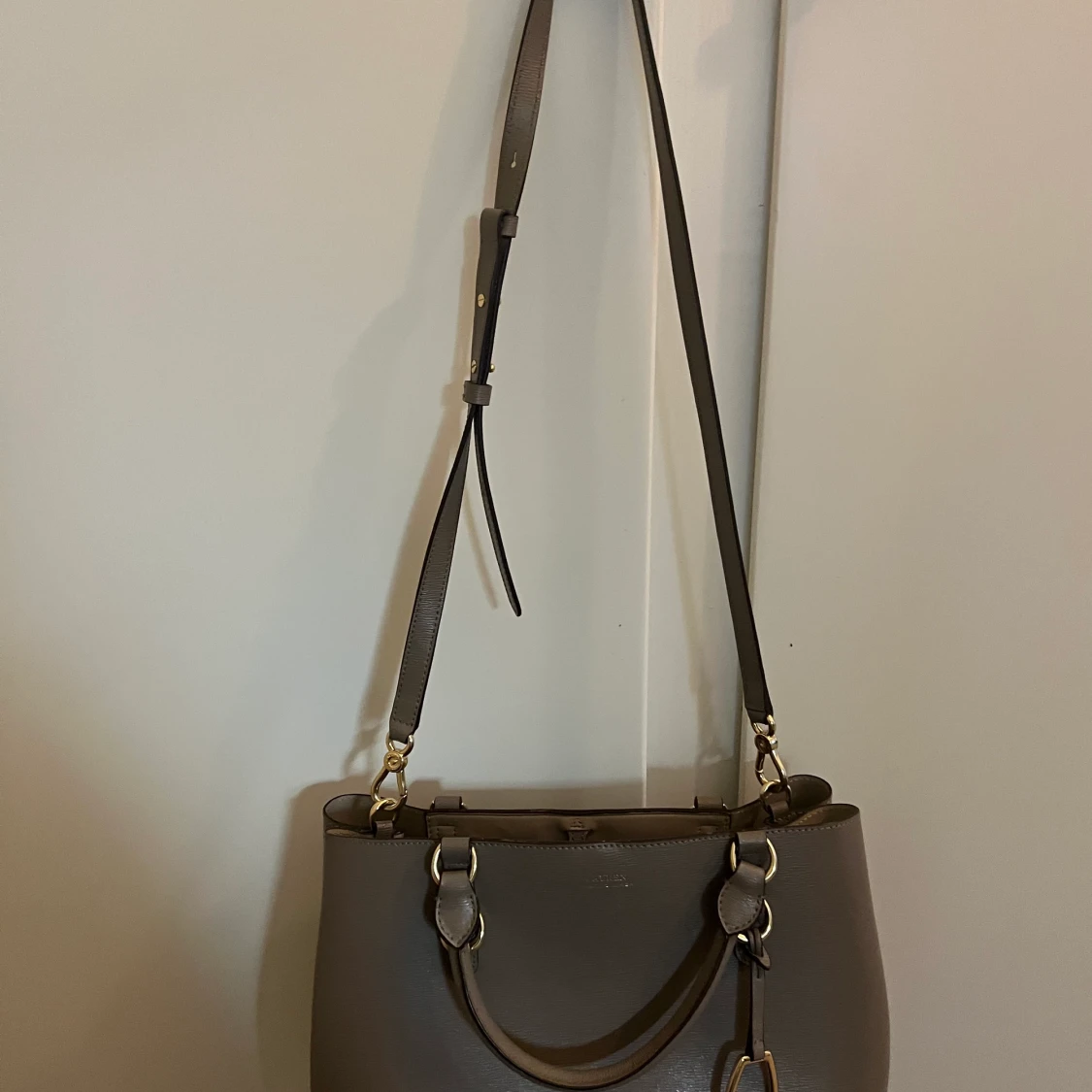 Ralph laurent väska i bige/brun - 90