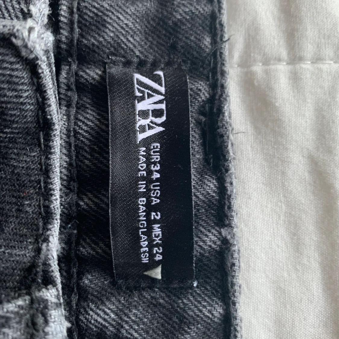 Zara Jeans  - 91
