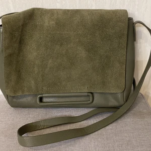 Fin väska - Säljer min fina väska som inte kommer till användning längre💕😊