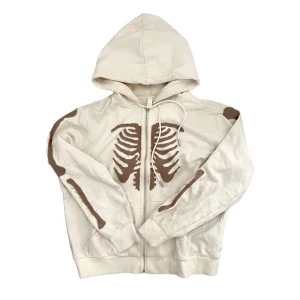 y2k hoodie - y2k skelett hoodie, mer offwhite ish än vit🙏 köpt av en tjej på plick som gjorde dessa på beställning!! gjord på en h&m  hoodie i strl L