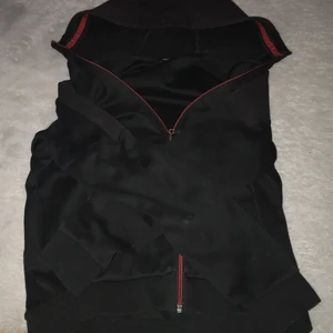 Hugo boss tröja - Hug boss tröja pris kan diskuteras tar även byten